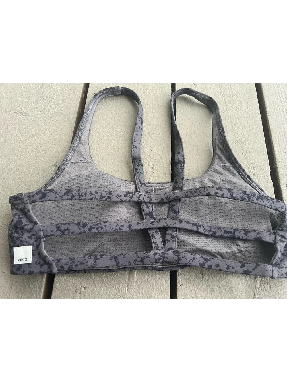 Vuori Yosemite Sports Bra in Chia Stucco Size S